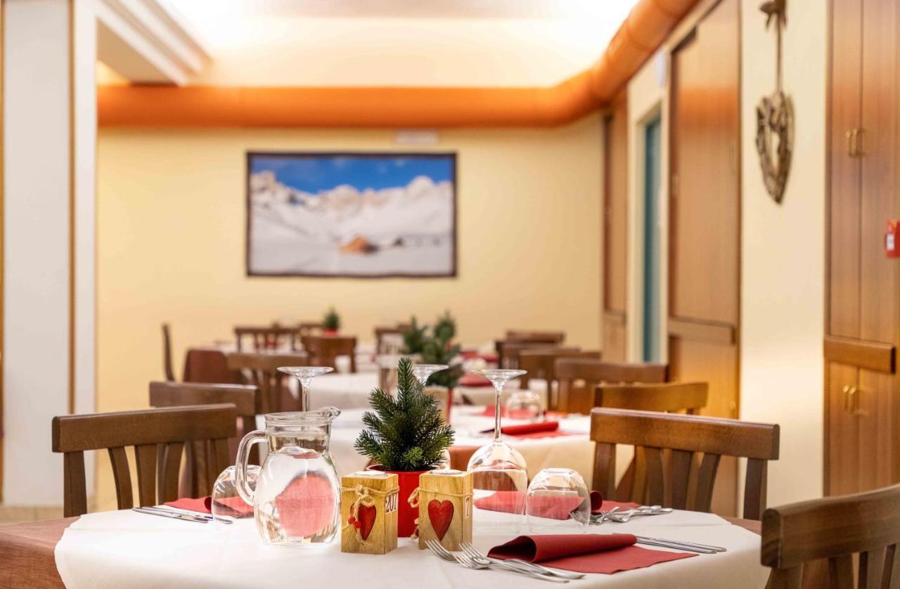Santa Maria Ad Nives Hotel Canazei Eksteriør billede