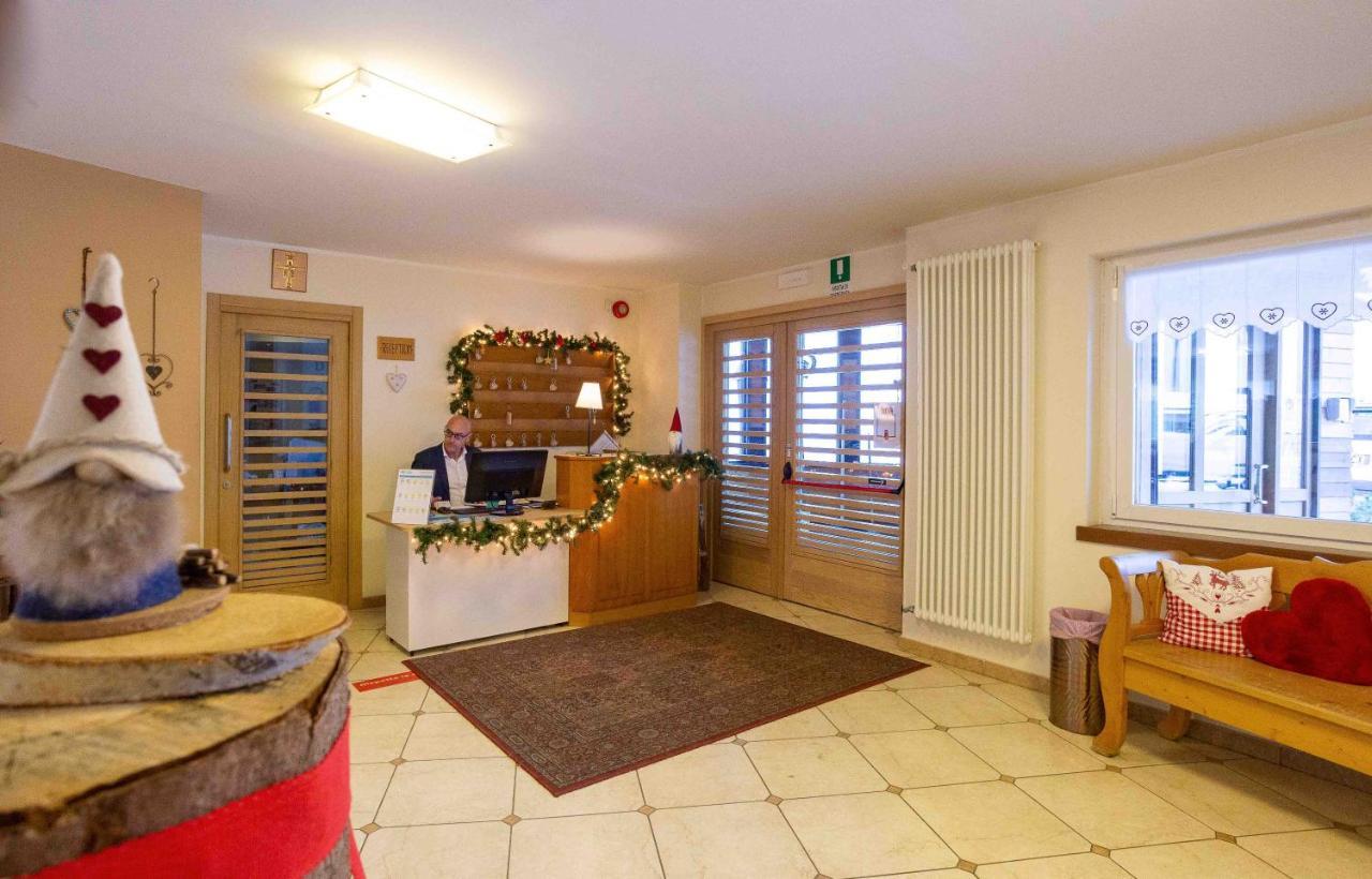 Santa Maria Ad Nives Hotel Canazei Eksteriør billede
