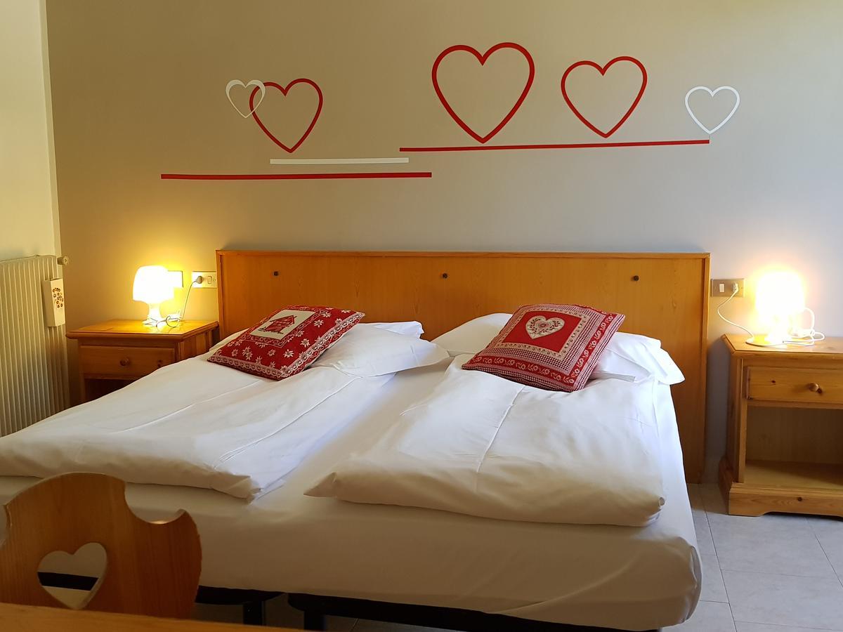 Santa Maria Ad Nives Hotel Canazei Eksteriør billede
